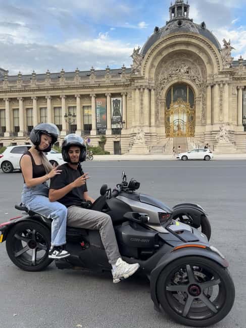 Paris: Guided City Tour by Can-Am - Starting Point: The Champs-Élysées and Safety Briefing