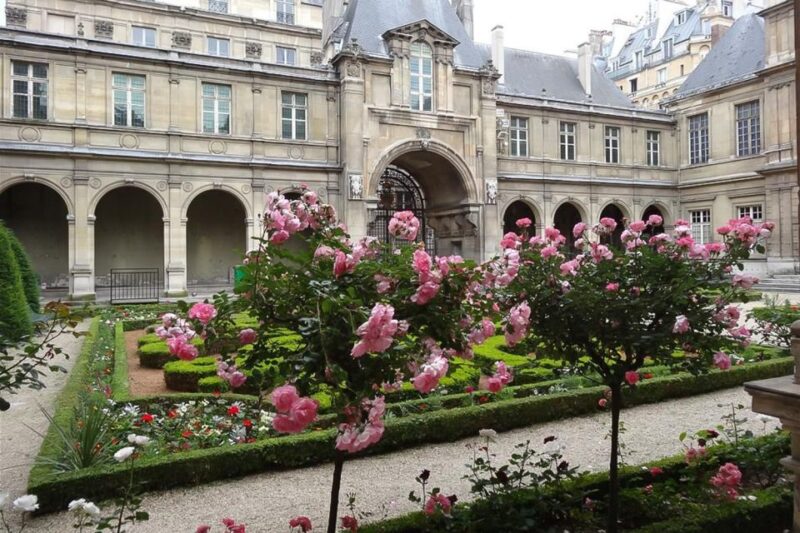 Paris: Guided tour of Marais in German - Who Will Enjoy This Tour Most?