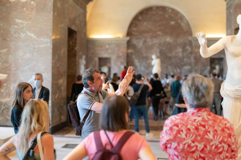 Paris: Guided Tour of the Must-Sees of the Louvre Museum - The Experience with the Guides: Knowledge and Engagement