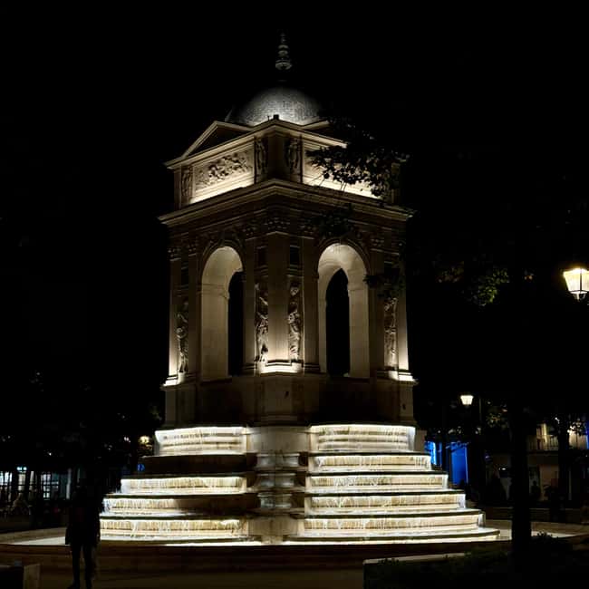 Paris Halloween Walking Tour: Ghost Stories (Small Group) - Fontaine des Innocents and Saint-Germain-lAuxerrois