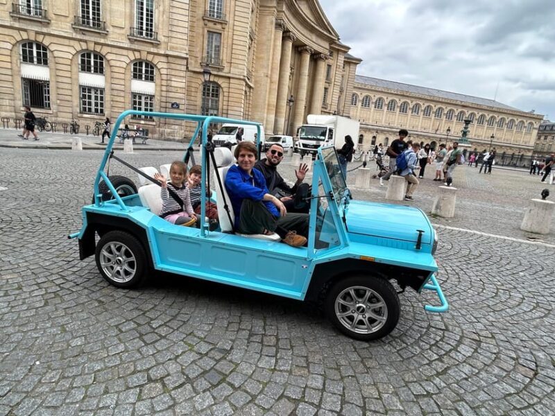 Paris Highlights : 2-hour Private Sightseeing Tour Golf Cart - Practical Details: Meeting Point and Weather Considerations