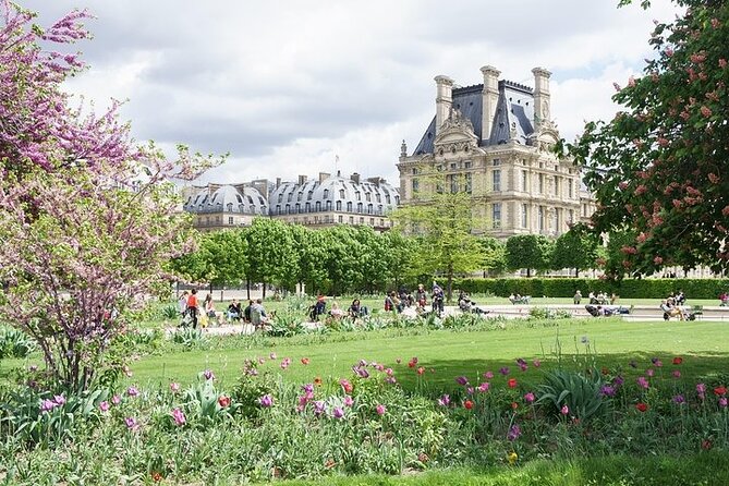 Paris: Highlights of the Louvre Private Tour with Mona Lisa - Navigating the Museums Wings with Expert Guidance