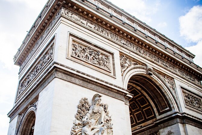 Paris Highlights: Private Sightseeing Car Tour - Flexible Private Car Pickup from Major Paris Airports