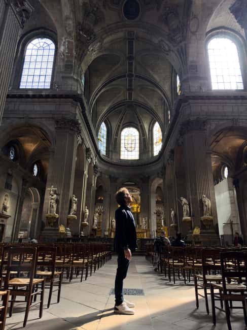 Paris: Historic Churches Walking Tour with Drink - Discovering Flamboyant Gothic Beauty at Saint-Séverin