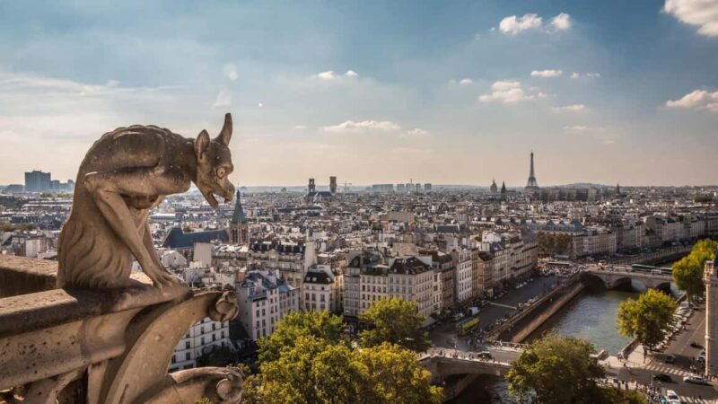 Paris : Historic Heart of Paris: Île de la Cité Walking Tour - Discover the Historic Heart of Paris on a Guided Walking Tour for $57