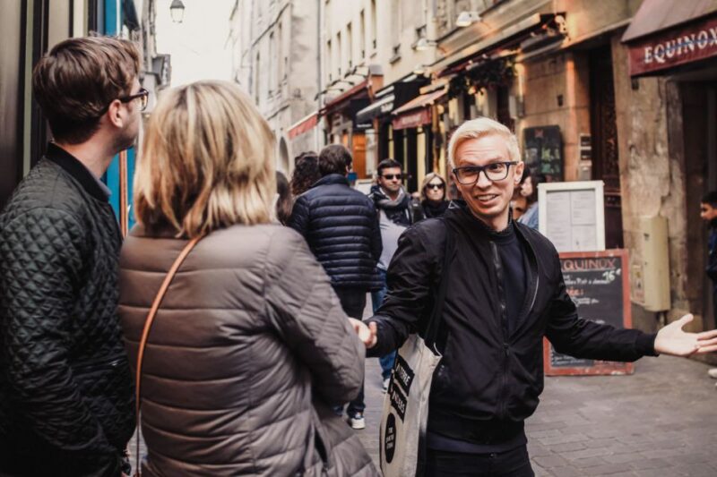 Paris: Île de la Cité Highlights Guided Tour & Seine Cruise - The Seine River Cruise Voucher: Flexibility and Scenic Views