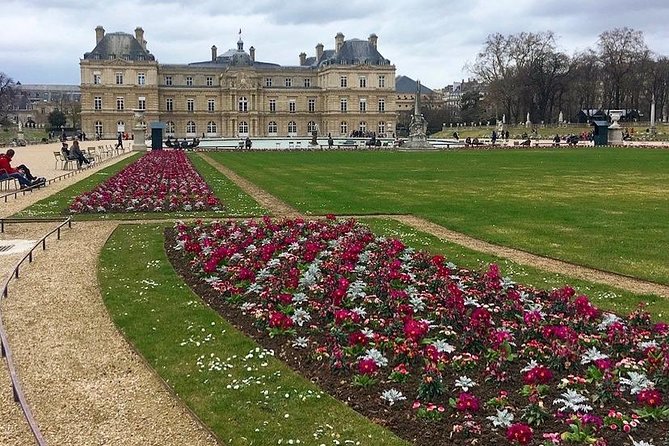 Paris Ile-de-la-Cité Walking Tour: Max 6 People Group or Private - Key Points