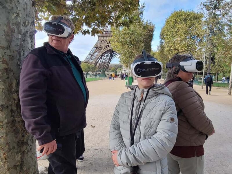 Paris : Immersive Eiffel Tower tour with virtual reality - Practical Details: Meeting Point, Weather, and Accessibility
