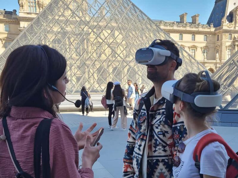 Paris: Immersive Louvre Tour with Virtual Reality - Discover the Louvre with a 75-Minute Virtual Reality and Guided Tour