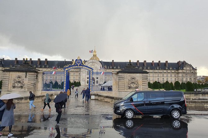 Paris in 2, 4 or 8 hours Private & Customizable Tour with a local - Experiences During Special Events and Traffic Challenges