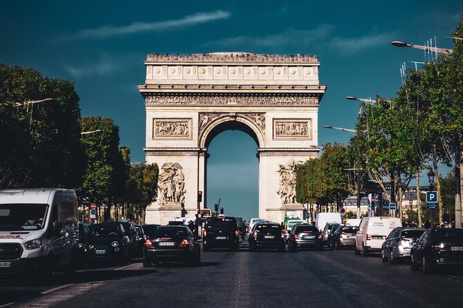 Paris in a Day: Customizable Private Tour with Van Option - What Sets This Tour Apart from Others