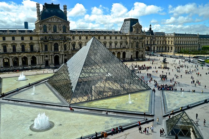 Paris in a Day with Louvre Museum and Seine River Cruise Tickets - How the Tour Combines Art and Scenic Views in Paris