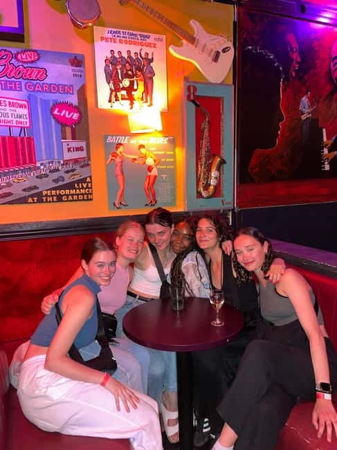 Paris International Pub Crawl with Free Shots & Fun Games - The Bar-Hopping Experience in Paris