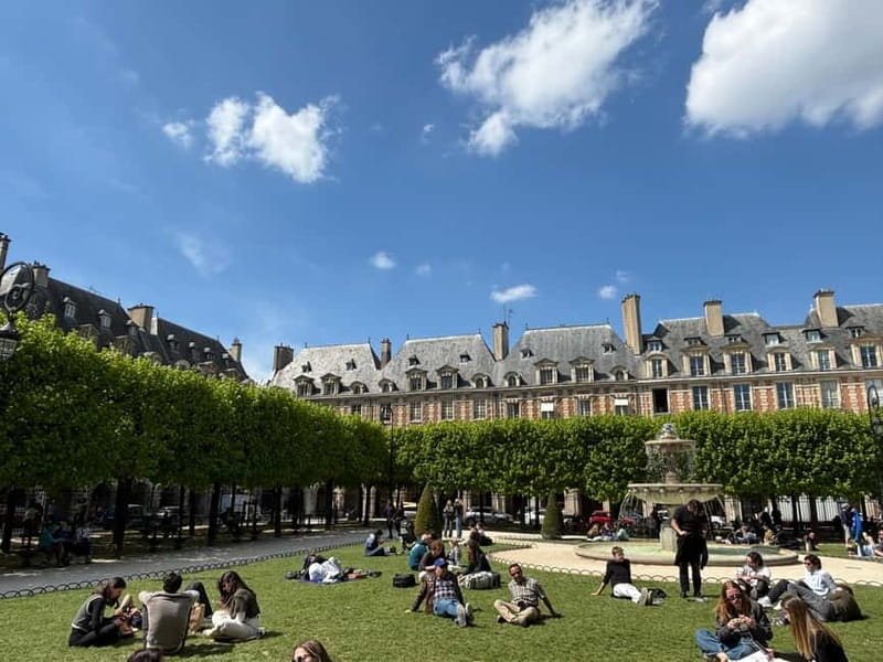 Paris: Intimate Stroll in the Marais - Discover the Marais’s Heart at Place des Vosges