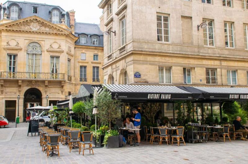 Paris: Introduction to your Neighborhood Tour - Explore Your Paris Neighborhood with a Local Guide for Just $380