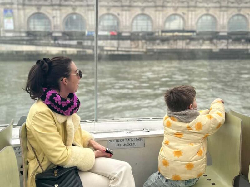 Paris: Investigation Cruise, a fun treasure hunt (in French) - Cost and Booking Flexibility