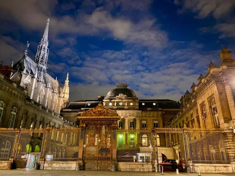 Paris: Justice and Crime Walking Tour with Guide - Ending at Place de lHôtel-de-Ville