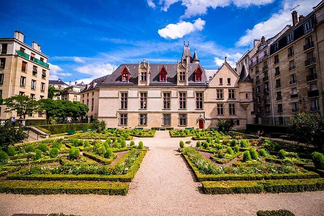 Paris Landmarks & Crepes - Crossing the Pont des Arts and Visiting the Louvre