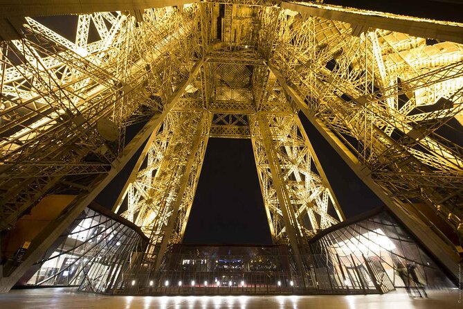 Paris Late Dinner at Eiffel Tower's Madame Brasserie Restaurant - The Location and Access to Madame Brasserie in the Eiffel Tower