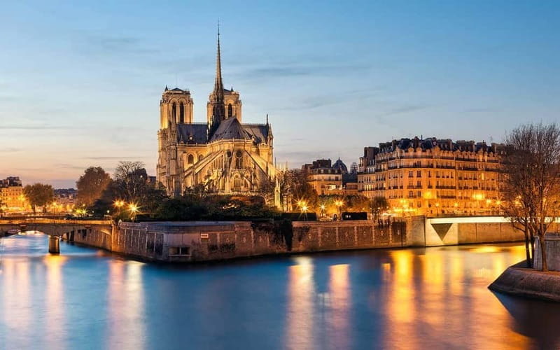 Paris Latin quarter: Private walking tour with a local guide - Why This Tour Stands Out