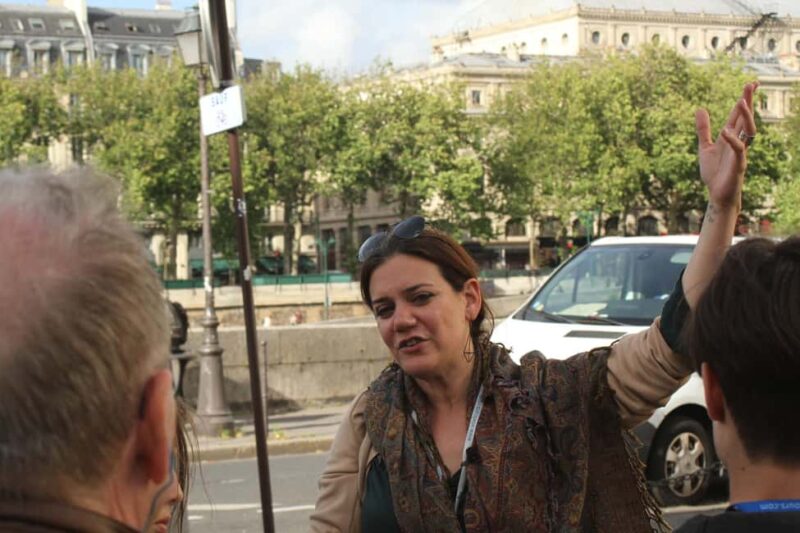 Paris: Latin Quarter Walk with Notre-Dame & Treasure - Meeting Point and Starting Details in the Latin Quarter