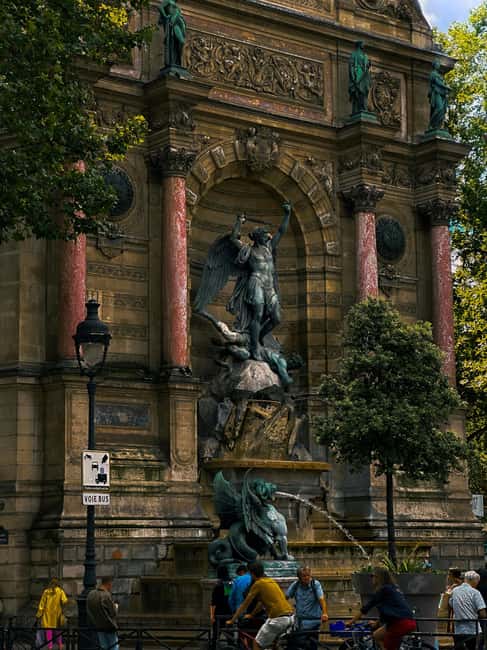 Paris: Latin Quarter Walking Tour w/ Notre Dame Assist Entry - Why This Tour Stands Out in Paris