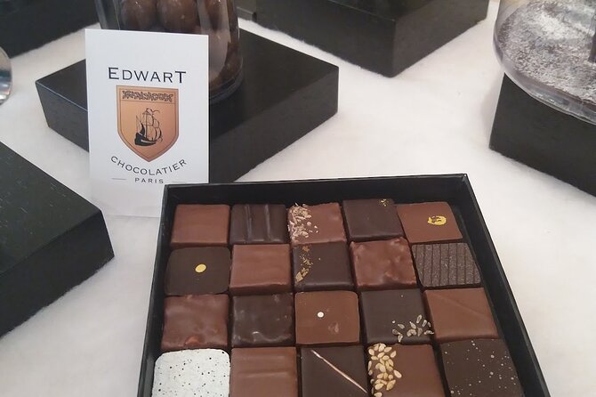 Paris Le Marais Walking Food Tour with Secret Food Tours - Cultural Insights and Historical Stories