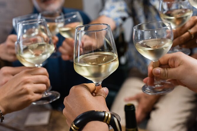 Paris Left Bank Food & Wine Tour with Eating Europe - Artistic Pastries at Des Gâteaux et du Pain