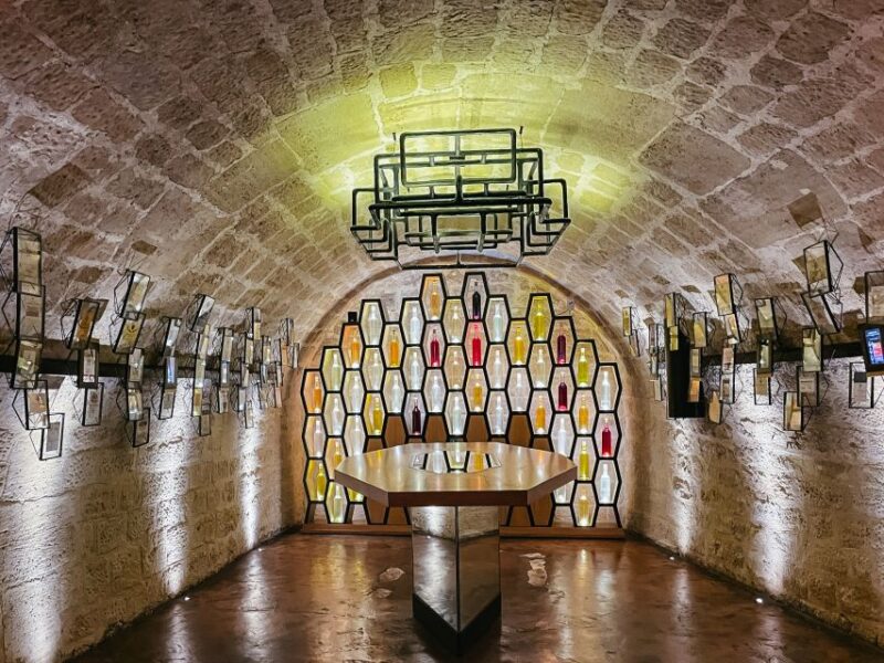 Paris: Les Caves du Louvre Guided Tour with Wine Tastings - Discover the Historic Wine Cellars of Les Caves du Louvre