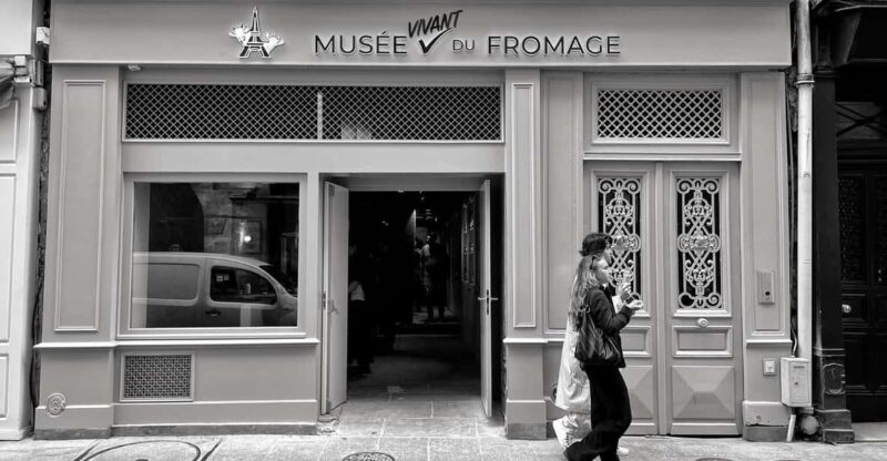 Paris: Living Cheese Museum Guided Tour with Cheese Tasting - Key Points