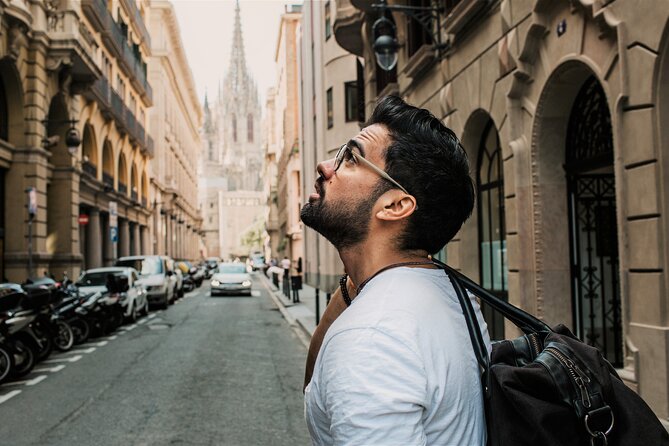 Paris Local Fashion Designers Shopping Tour with a Stylist - The Role of the Stylist and Personalization