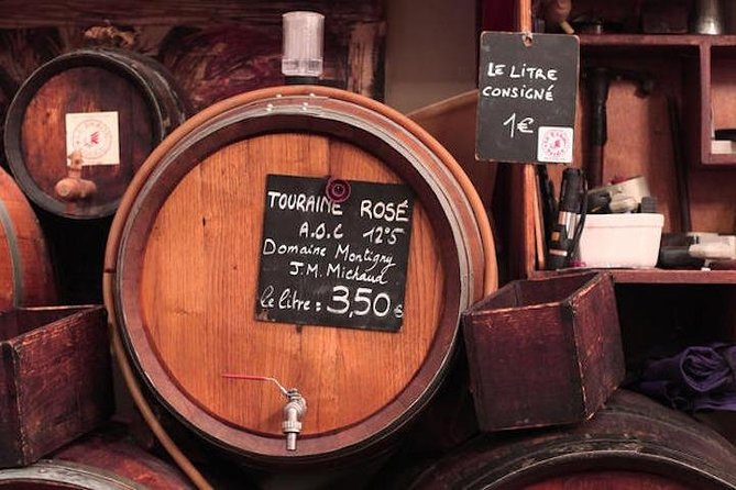 Paris Local Market & Bastille District Food Tasting Tour - The Atmosphere and Group Experience