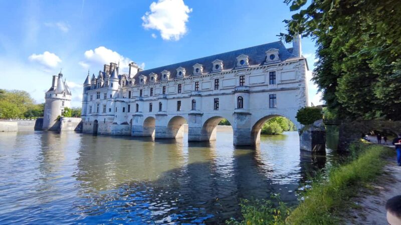 Paris: Loire Valley castles and private, guided gourmet experiences - Exploring the Majestic Château de Chambord