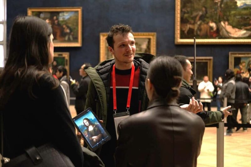 Paris: Louvre Masterpieces Tour with Pre-Reserved Tickets - Key Points
