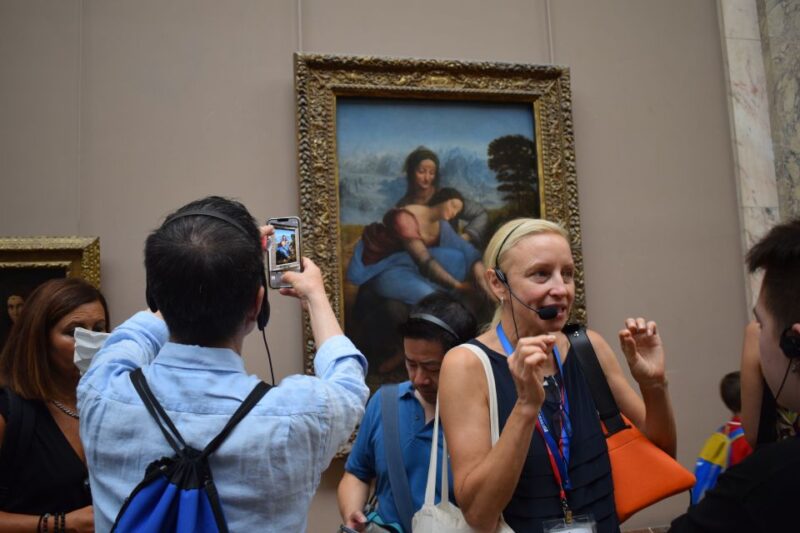 Paris: Louvre Masterpieces Tour with Pre-Reserved Tickets - Guides and Testimonials