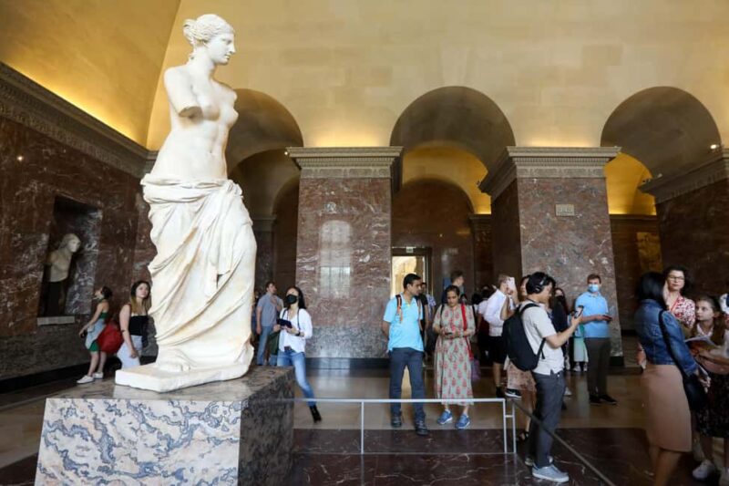 Paris: Louvre Museum Entry Ticket with Guided Tour - Why This Tour Stands Out for Art Enthusiasts