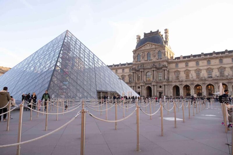 Paris: Louvre Museum Mona Lisa First Viewing Semi-Private - Who Will Benefit Most from This Tour