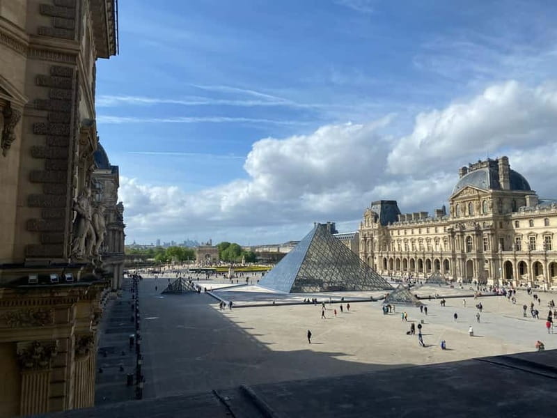 Paris: Louvre Museum Semi Private Guided Tour + Entry Ticket - The Experience of a Semi-Private Tour in the Louvre