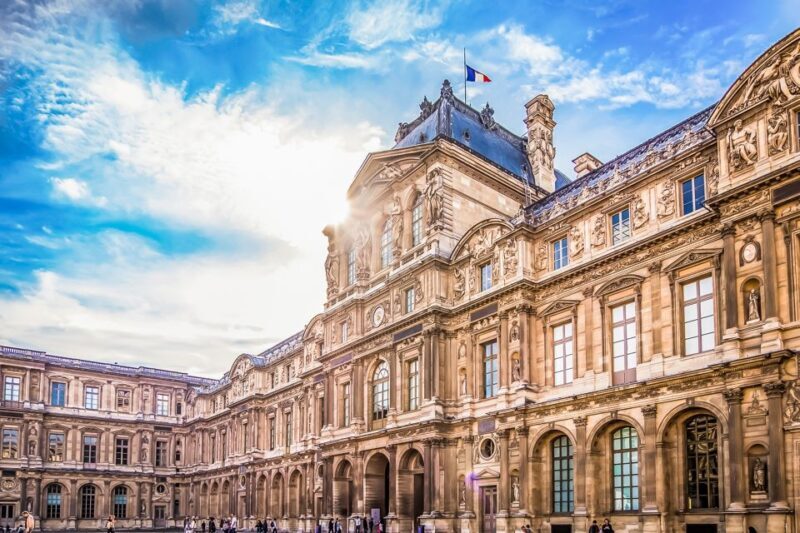 Paris: Louvre Reserved Access and Boat Cruise - Optional Eiffel Tower Elevator Ride with Guide Commentary