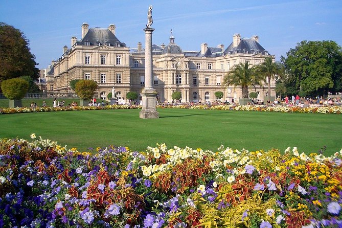 Paris Luxembourg Gardens Highlights Small-Group Walking Tour - Expert Guides and Personalized Experience