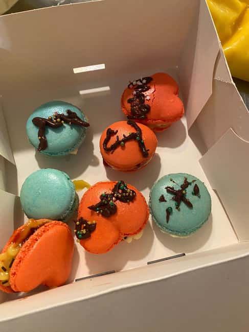 Paris: Macaron Baking Class for Families and Kids - Learning Techniques and Customization