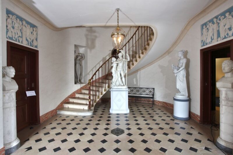 Paris: Marmottan Monet Museum Skip-the-Line Guided Visit - Small-Group Guided Tour with Expert Guidance