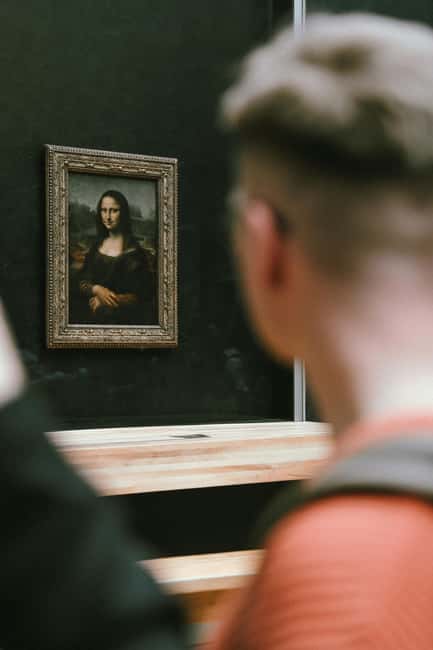 Paris: Mona Lisa and Louvre Highlights Tour SEMI PRIVATE - Inside the Louvre: A Focused Look at Masterpieces