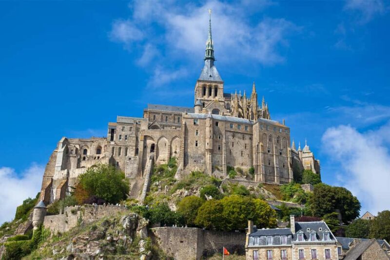 Paris: Mont Saint-Michel Day Tour with Chinese Tour Guide - Key Points
