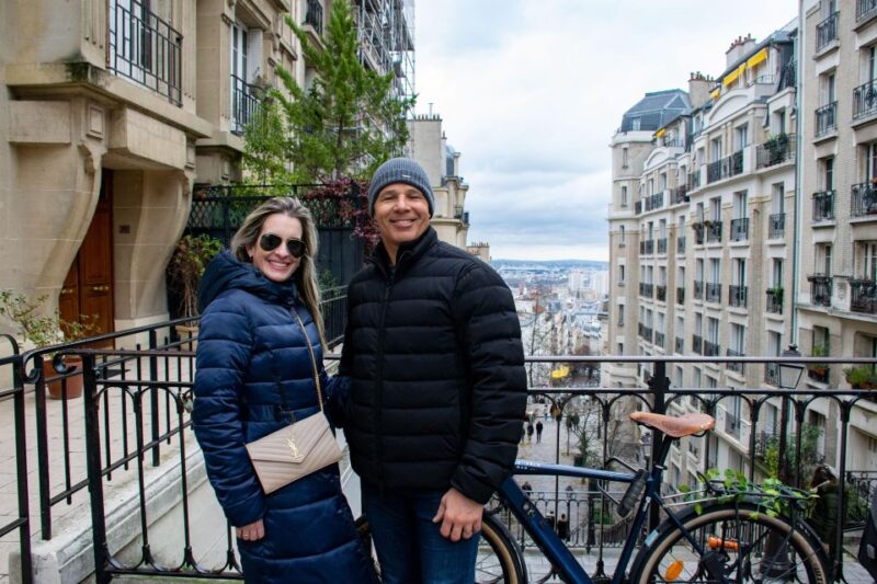 Paris Montmartre Highlights Walking Tour - Small Group - Key Points