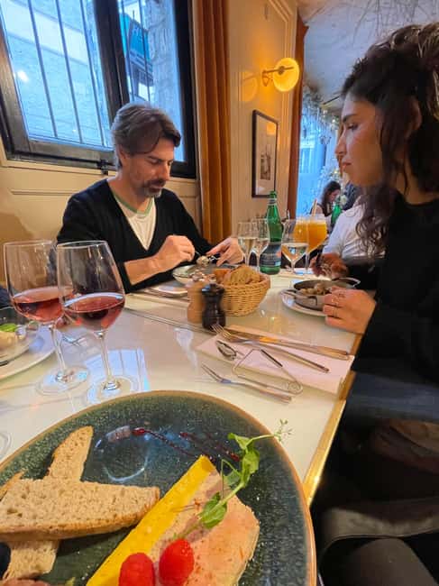 Paris: Montmartre Private Food Tour with Transfers and Guide - Discover Montmartre’s Flavors on a Private Food Tour with Transfers