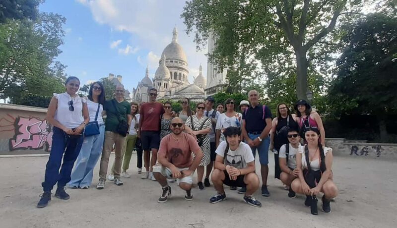 Paris: Montmartre Quarter Private Walking Tour - Key Points