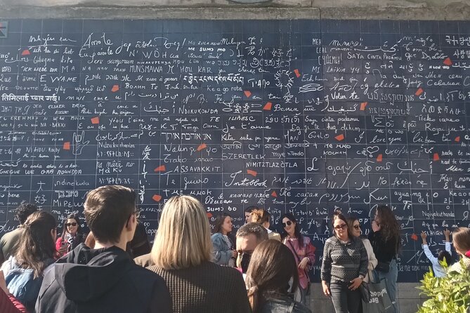 Paris: Montmartre Semi-Private Guided Walking Tour - Discovering Montmartre’s Iconic Cabarets