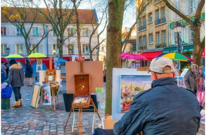 Paris: Montmartre Tour with Moulin Rouge and Sacré-Cur - Flexibility with Reservation and Cancellation Options