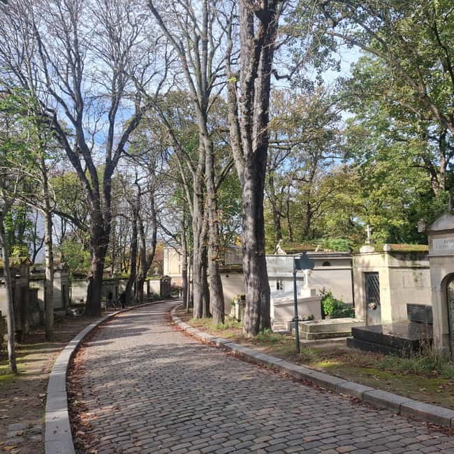 Paris: Myths and Legends of the Père Lachaise Cemetery in Spanish - Final Thoughts on the Père Lachaise Legend Tour